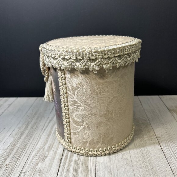 Vintage Victorian Floral Fabric and Lace Covered Trinket Storage Box Round - Picture 2 of 9